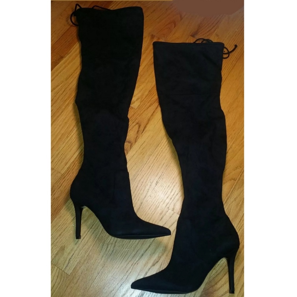 Sexy Sassy Black Over The Knee Aldo Boots - Picture 8 of 8